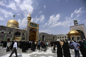 حال و هوای حرم رضوی در سالروز میلاد امام رضا علیه‌السلام