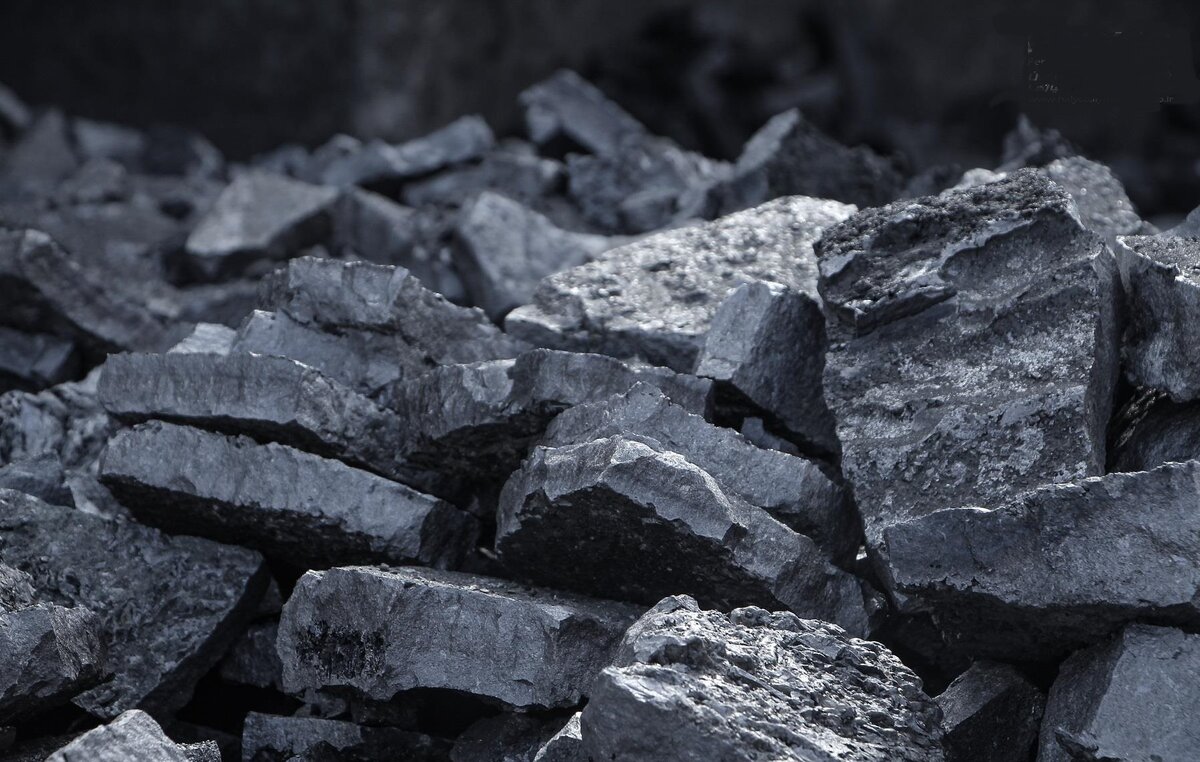 راه‌اندازی کارخانه تولید فروسیلیس در شهرستان الیگودرز