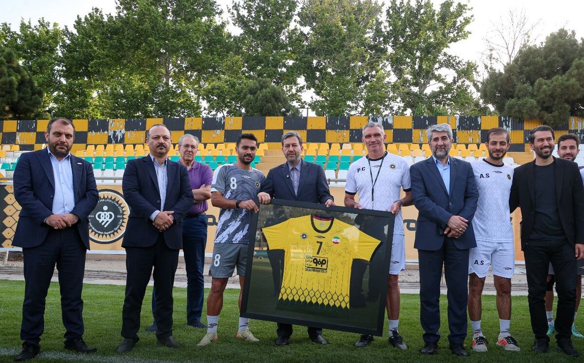 شادی مردم اصفهان به رودخانه زاینده‌رود و سپاهان گره خورده است/ تلاش برای بالا رفتن دوباره پرچم سپاهان در آسیا 