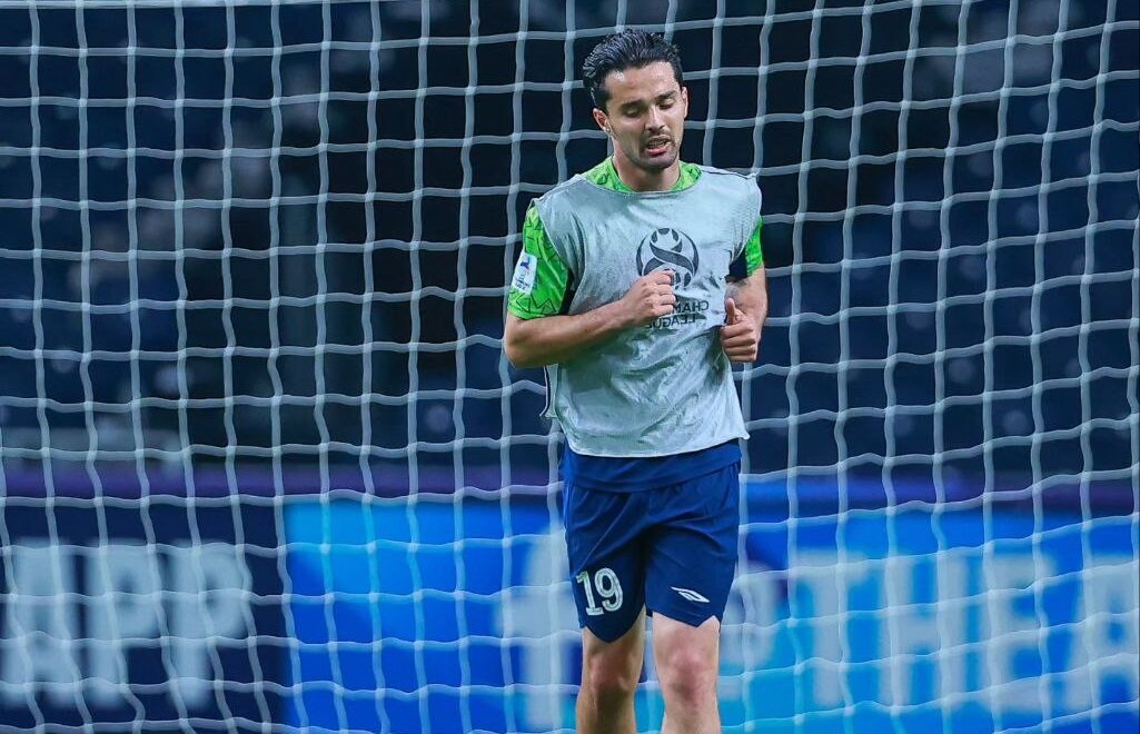 نورافکن در سپاهان ماندنی شد