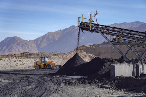 همکاری ۱۰ دانشگاه کشور در پروژههای زمینشناسی فلزات معدنی