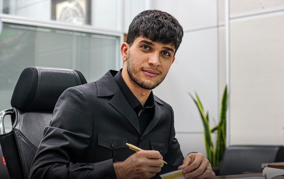 آریا یوسفی با سپاهان تمدید کرد