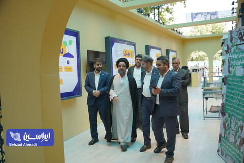 نخستین همایش و نمایشگاه تجارب مسئولیت‌های اجتماعی در ایران از دریچه دوربین ایراسین