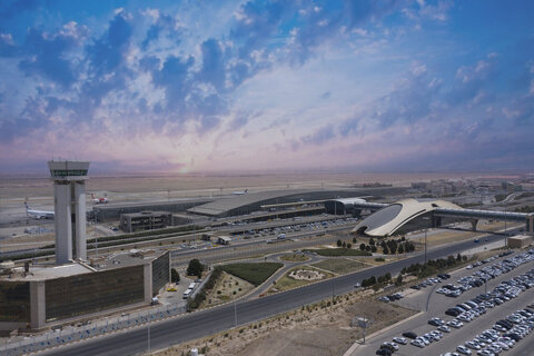 فرودگاه
