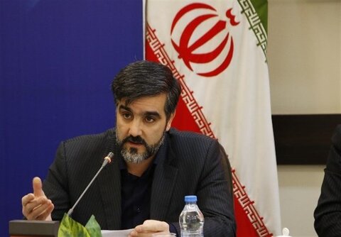رضا اکبری
