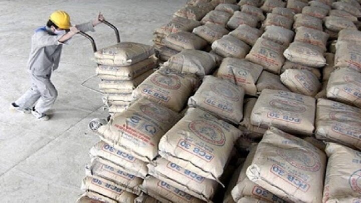 الزام صادرکنندگان سیمان به معامله در بورس کالا