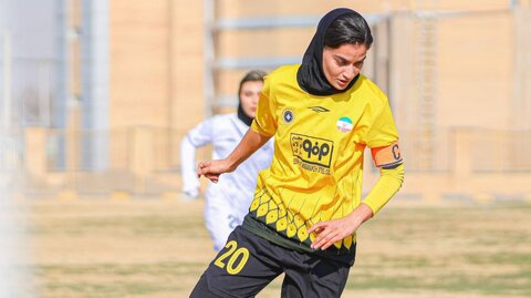 هاجر دباغی