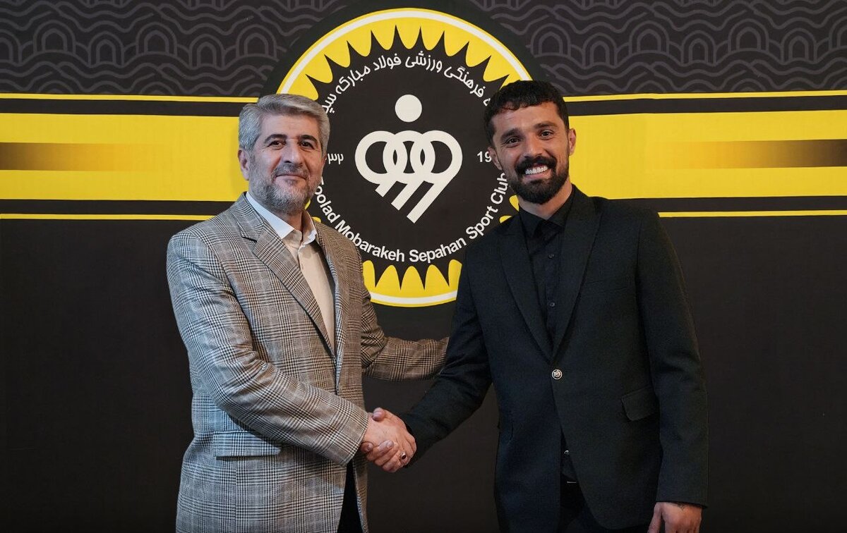 امید نورافکن تا ۱۴۰۶ در سپاهان