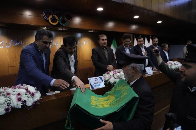 مراسم بدرقه ورزشکاران اعزامی به هشتمین دوره بازیهای ورزش کارگری جهان برگزار شد