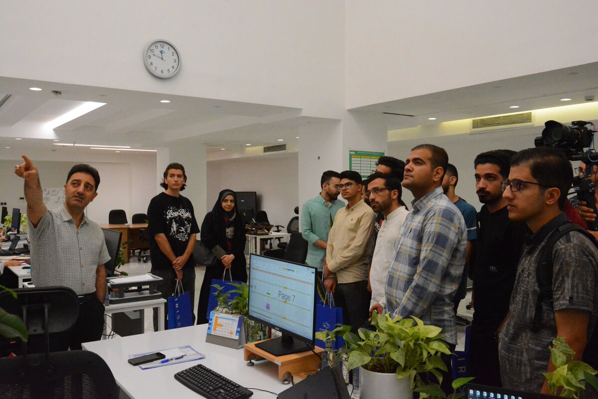 بازدید دانشجویان دانشگاه صنعتی اصفهان از دستاوردهای نوین فناوری اطلاعات ایریسا