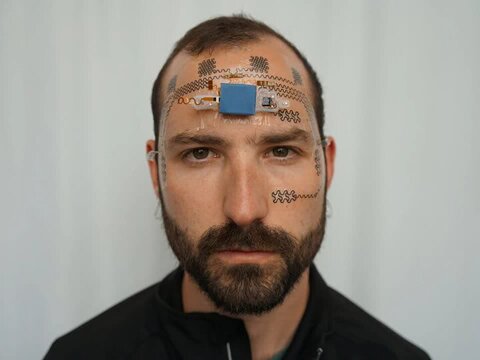 تاتوی دیجیتال استرس را میسنجد علمی