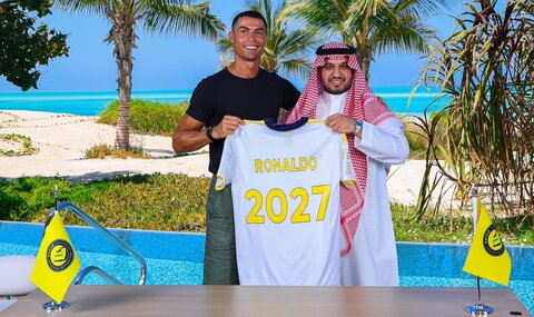 تمدید قرارداد رونالدو با النصر