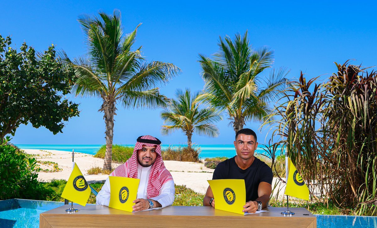 تمدید قرارداد کریستیانو رونالدو با النصر