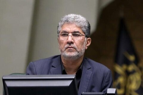 قطع برق صنایع سرمایهگذار در تولید برق خورشیدی مغایر قانون است رمضانعلی سنگدوینی