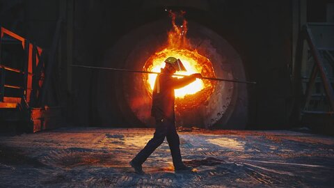 چرا ایران تنها ماند؟ فولاد