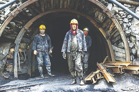 شکوفایی معادن با نیروی جوان