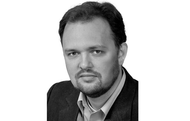 «جهان نرمال» به تاریخ پیوست