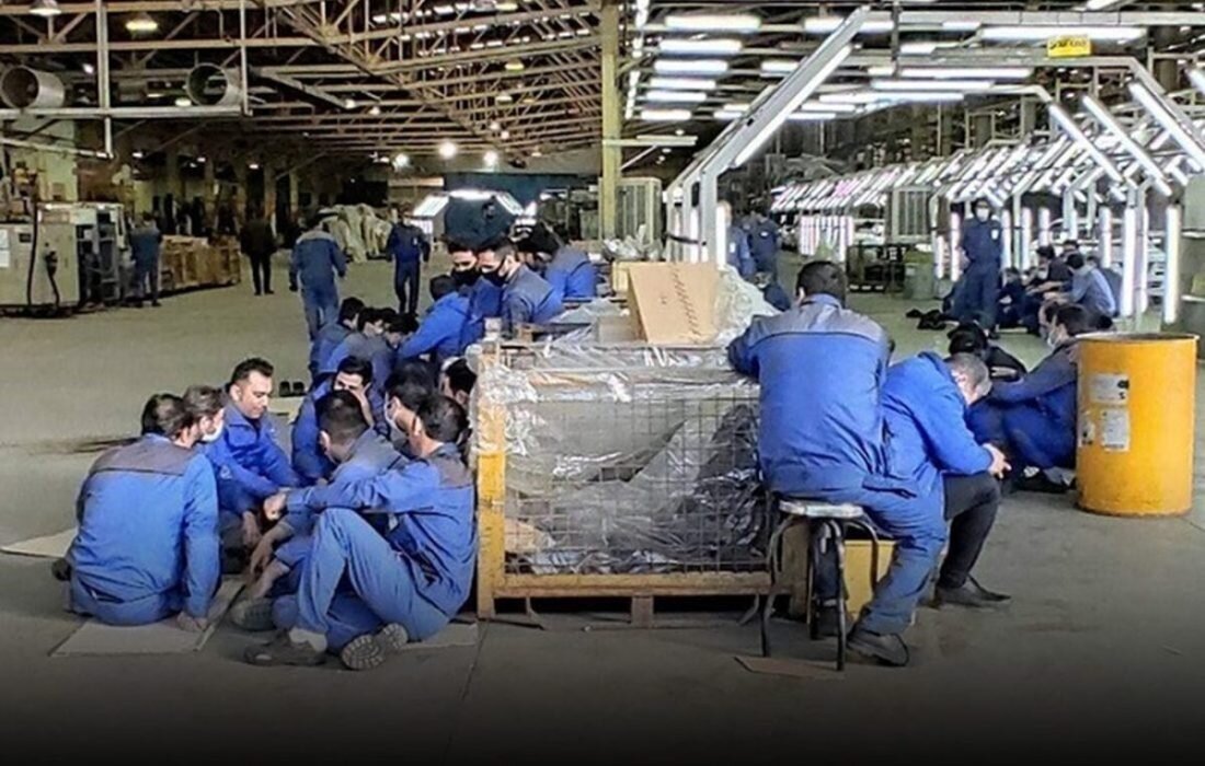 شکاف پنهان در موتور صنعت