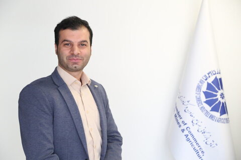 عباس نیک‌زاد، دبیر کمسیون انرژی اتاق ایران