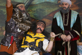 خانواده باکلاس، خانواده باکتاب