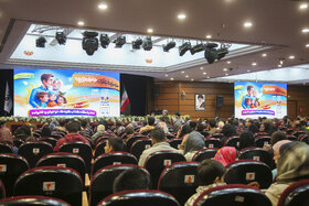 خانواده باکلاس، خانواده باکتاب