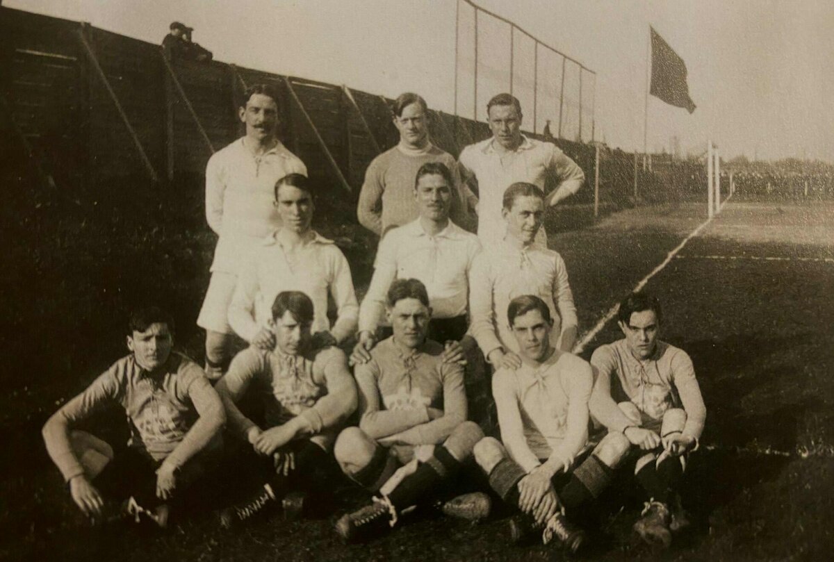 تیم خنت در اوایل قرن ۱۹۰۰