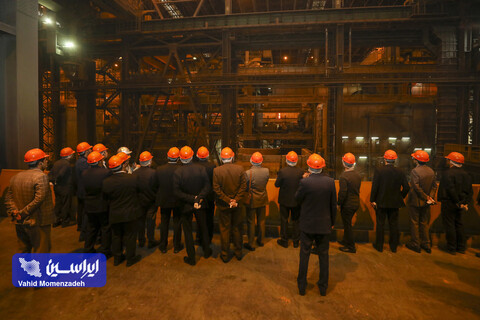بازدید مدیران معدنی از خطوط تولید فولادمبارکه