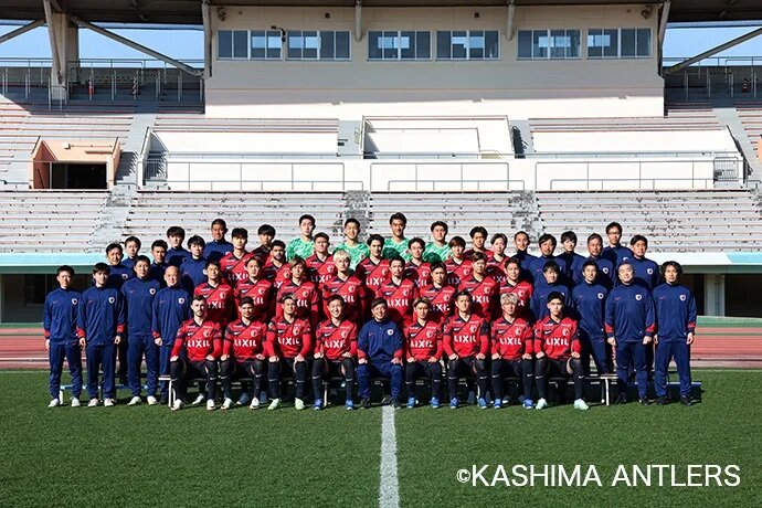 نیپون استیل اسپانسر تیم کاشیما آنتلرز