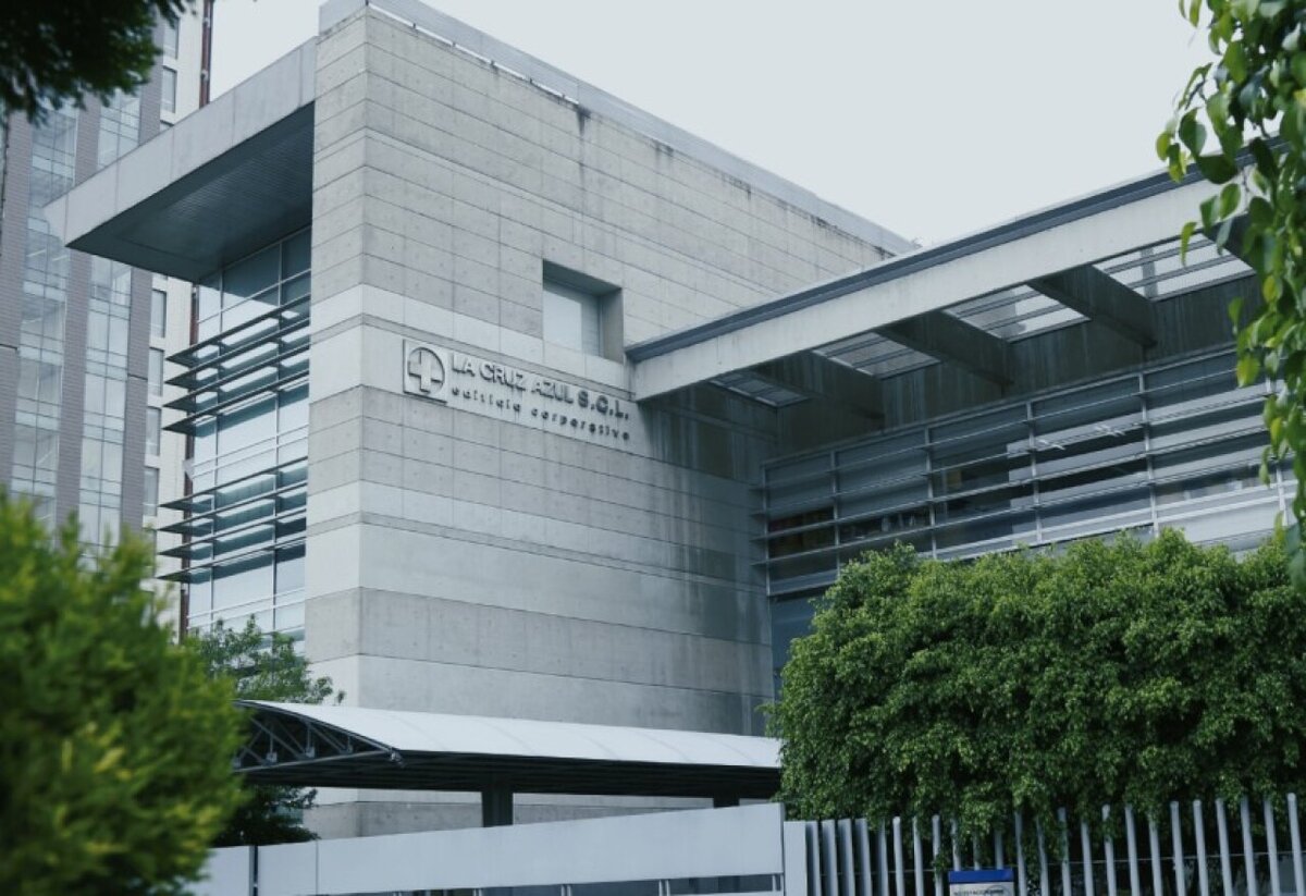 دفتر مرکزی سیمان کوپراتیوا لا کروز آزول