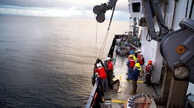 مواد معدنی اعماق دریا منتظر تصمیم