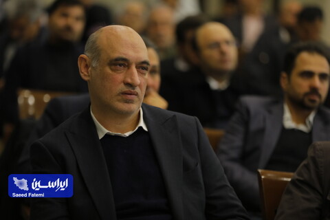 نشست هم‌اندیشی مدیران عامل شرکت‌های پیمانکار با معاونین و مدیران گروه فولاد مبارکه