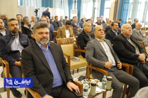 نشست هم‌اندیشی مدیران عامل شرکت‌های پیمانکار با معاونین و مدیران گروه فولاد مبارکه