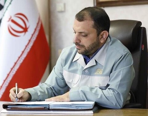 عَلَم مقاومت و سازندگی بر زمین نمی ماند