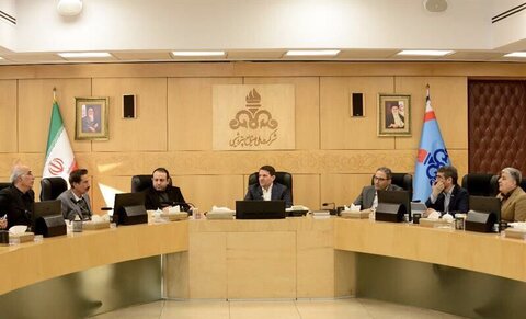 پیگیری جدی چالش‌های صنعت پتروشیمی