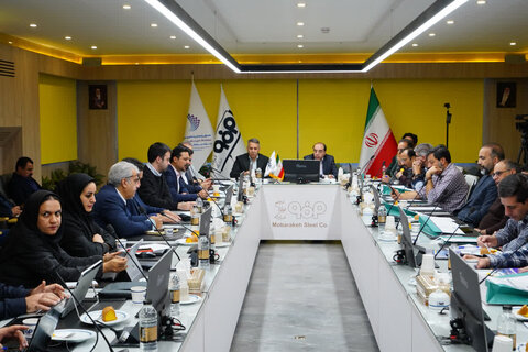 فرش قرمز نورد گرم فولادمبارکه برای دانش‌بنیان‌ها