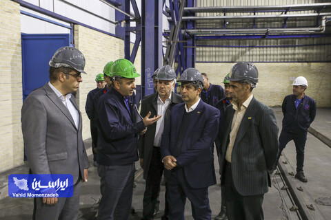 بازدید راهبردی مدیرعامل فولادمبارکه از خطوط تولید نوین الکترود اردکان
