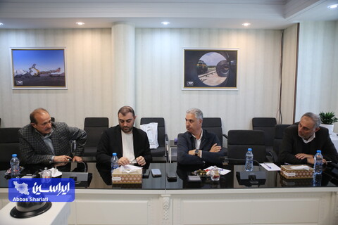 نشست هم اندیشی با تولیدکنندگان لوله و پروفیل