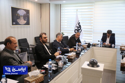 نشست هم اندیشی با تولیدکنندگان لوله و پروفیل