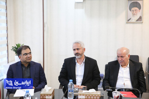 نشست هم اندیشی با مجمع کارآفرینان ایران