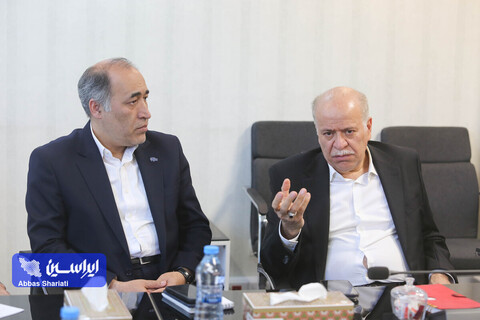 نشست هم اندیشی با مجمع کارآفرینان ایران