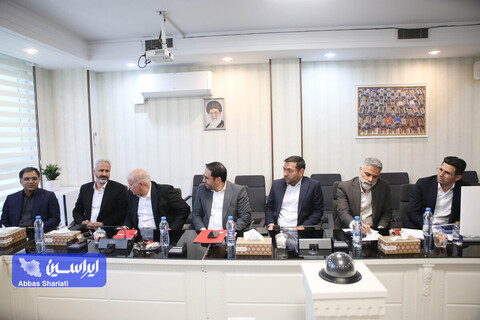 نشست هم اندیشی با مجمع کارآفرینان ایران