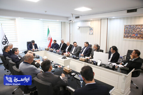 نشست هم اندیشی با مجمع کارآفرینان ایران