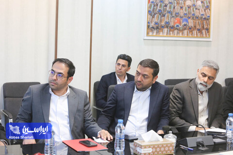 نشست هم اندیشی با مجمع کارآفرینان ایران