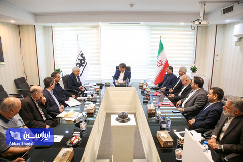 نشست هم اندیشی با مجمع کارآفرینان ایران