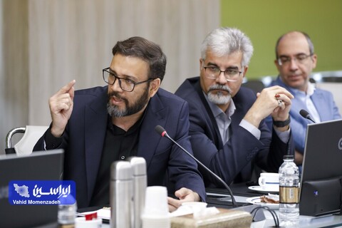 نشست مدیرعامل گروه فولاد مبارکه با مدیران عامل هلدینگ‌های توکا فولاد و آتیه فولاد نقش جهان،
