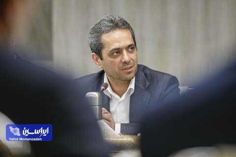 نشست مدیرعامل گروه فولاد مبارکه با مدیران عامل هلدینگ‌های توکا فولاد و آتیه فولاد نقش جهان،