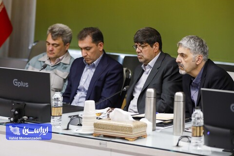 نشست مدیرعامل گروه فولاد مبارکه با مدیران عامل هلدینگ‌های توکا فولاد و آتیه فولاد نقش جهان،