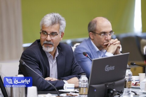 نشست مدیرعامل گروه فولاد مبارکه با مدیران عامل هلدینگ‌های توکا فولاد و آتیه فولاد نقش جهان،