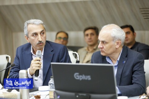 نشست مدیرعامل گروه فولاد مبارکه با مدیران عامل هلدینگ‌های توکا فولاد و آتیه فولاد نقش جهان،