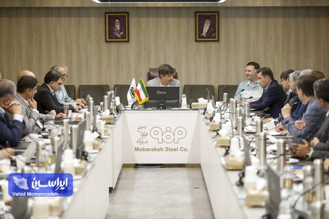 نشست مدیرعامل گروه فولاد مبارکه با مدیران عامل هلدینگ‌های توکا فولاد و آتیه فولاد نقش جهان،